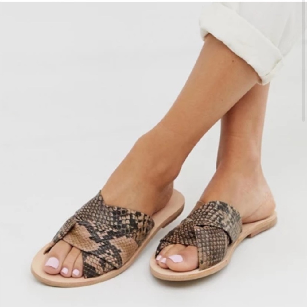 Free People Rio Vista Slide Sandals Beige Snake - Picture 2 of 6